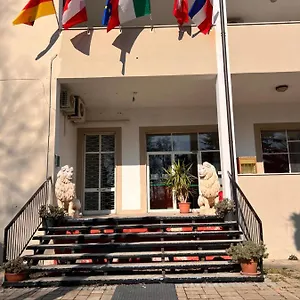 Saratoga Vigevano